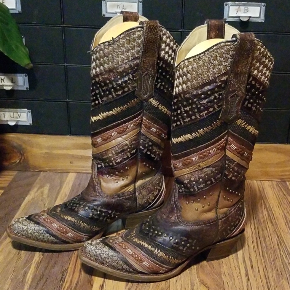 Corral boots cowboy western